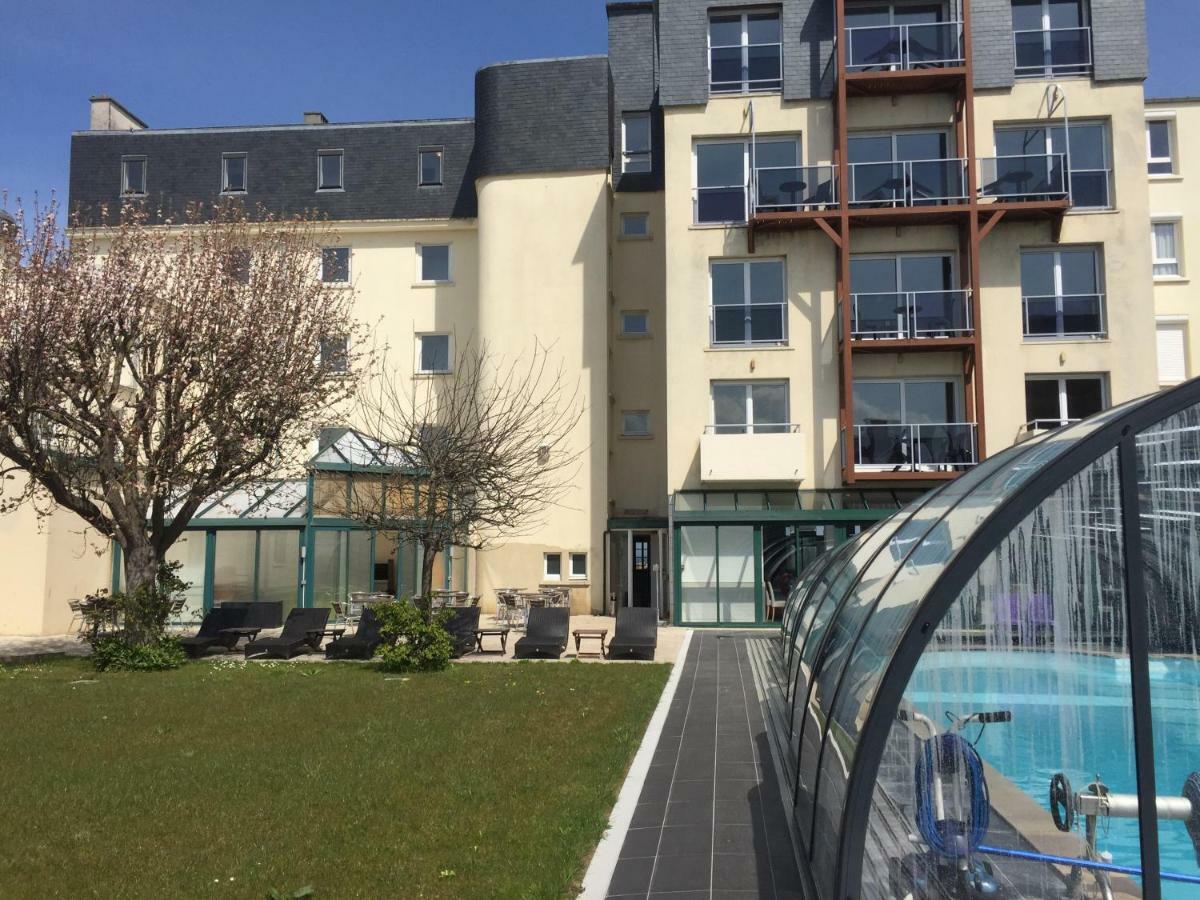 Hotel Des Thermes Et Du Casino Luc-sur-Mer Exterior foto